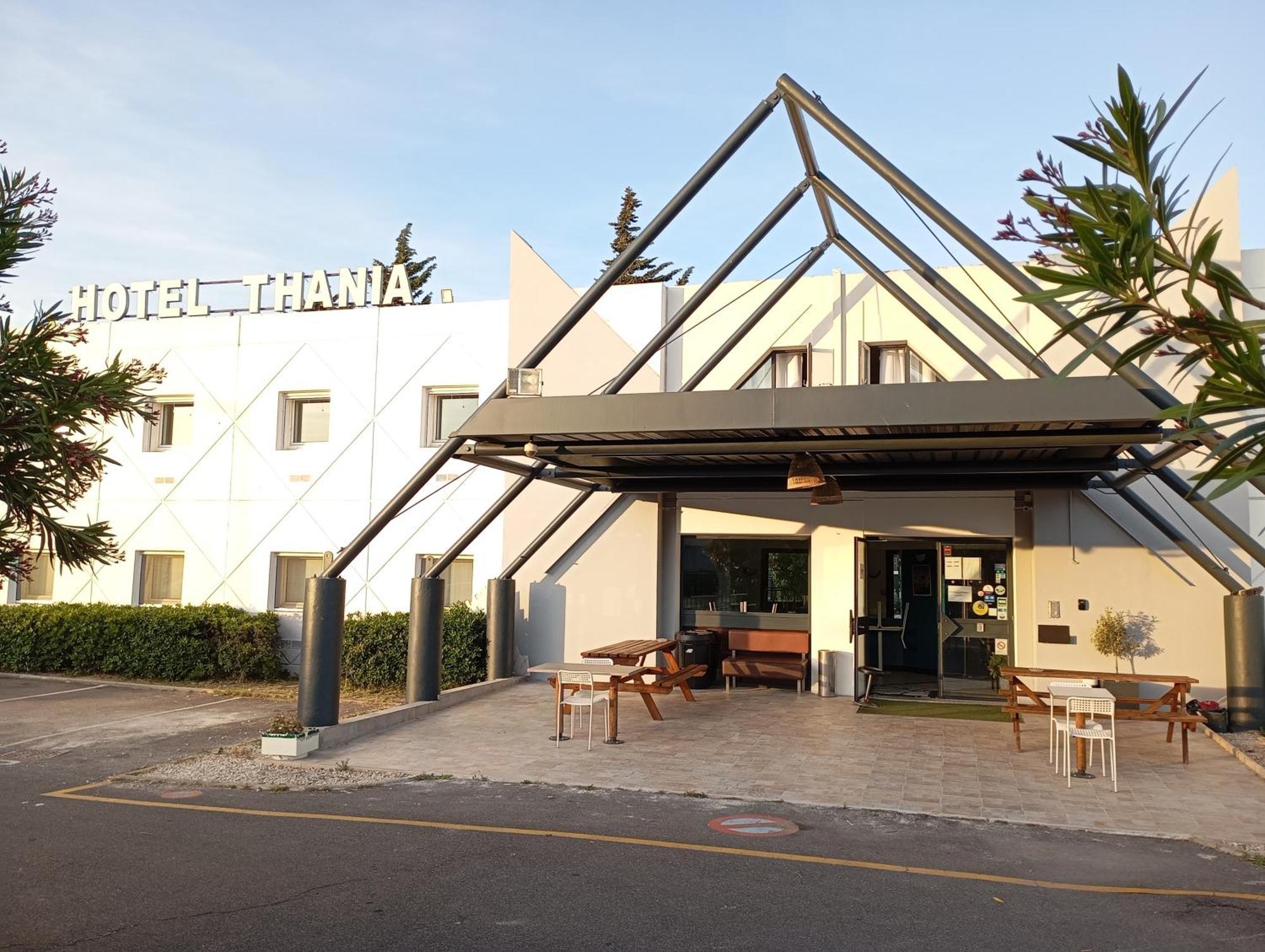 Hotel Thania Frontignan Esterno foto